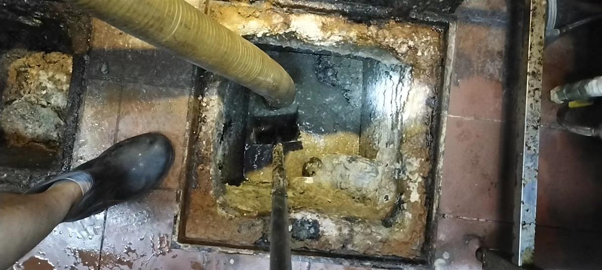 西林污水池清理一般都有毒气，怎么预防中毒呢？